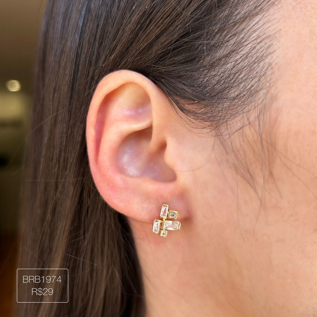 Brinco 3 Baguetes + 2 Carrés Cristal Dourado